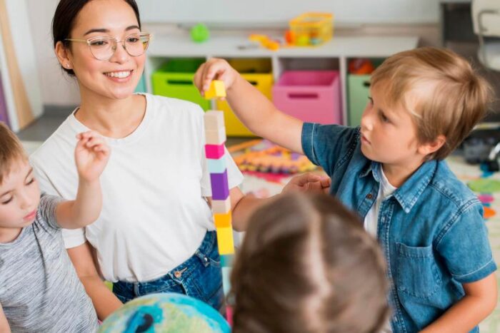 OPERATORE DEI SERVIZI PER L'INFANZIA